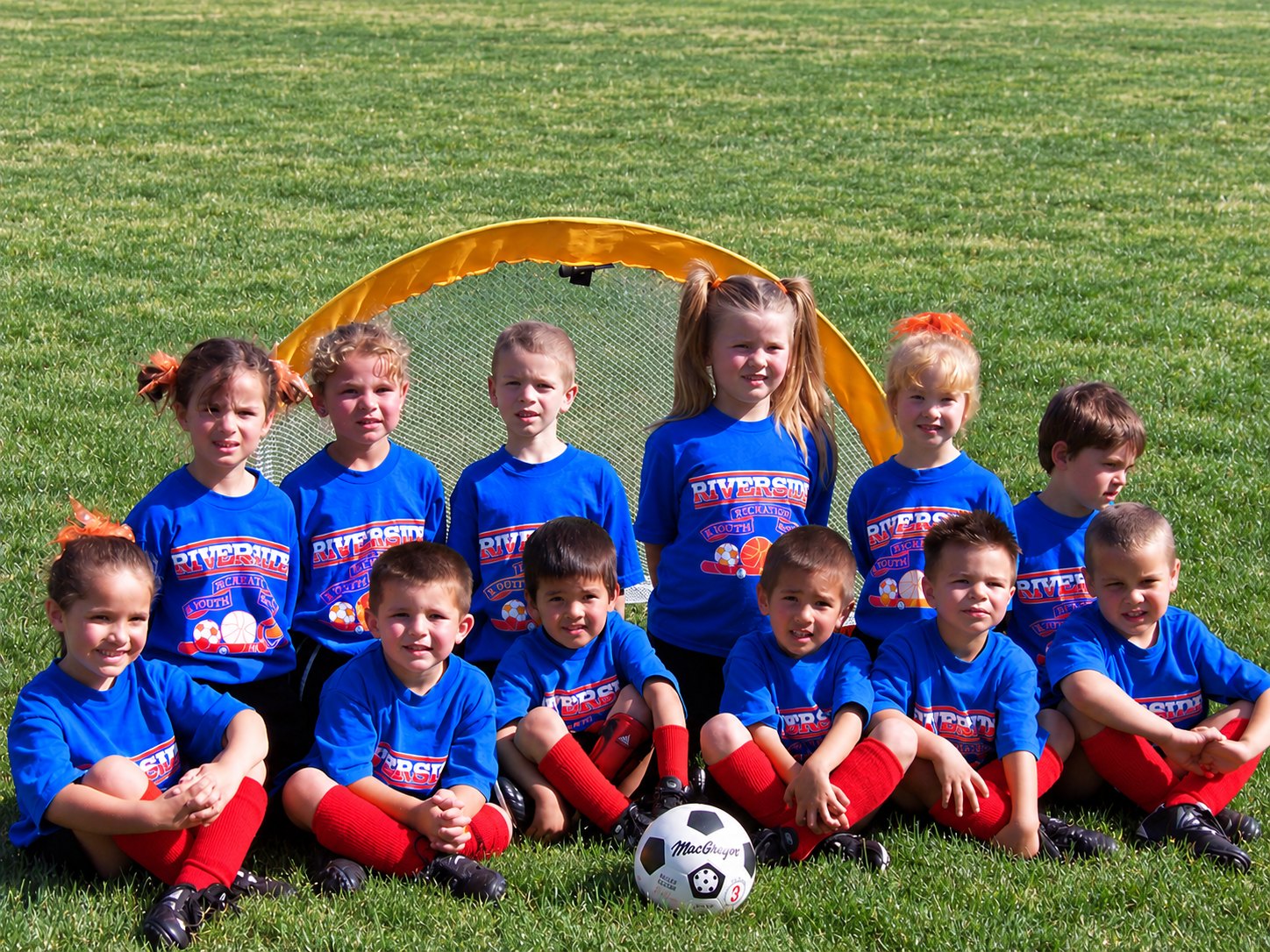 Early DSA youth soccer team